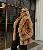 Damen Jacke aus Kunstfell – Produktfoto – Noravolo