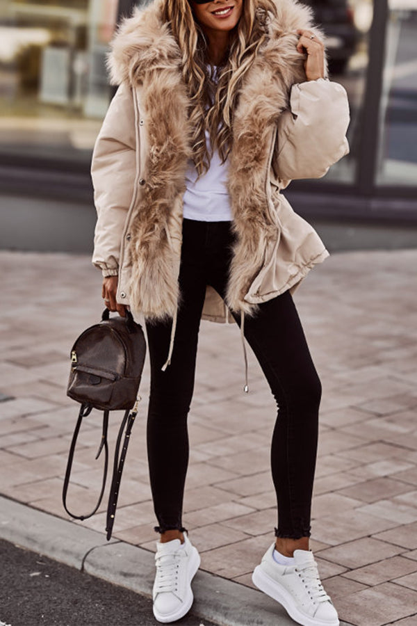 Damen Parka mit Kunstfellbesatz – Produktfoto – Noravolo