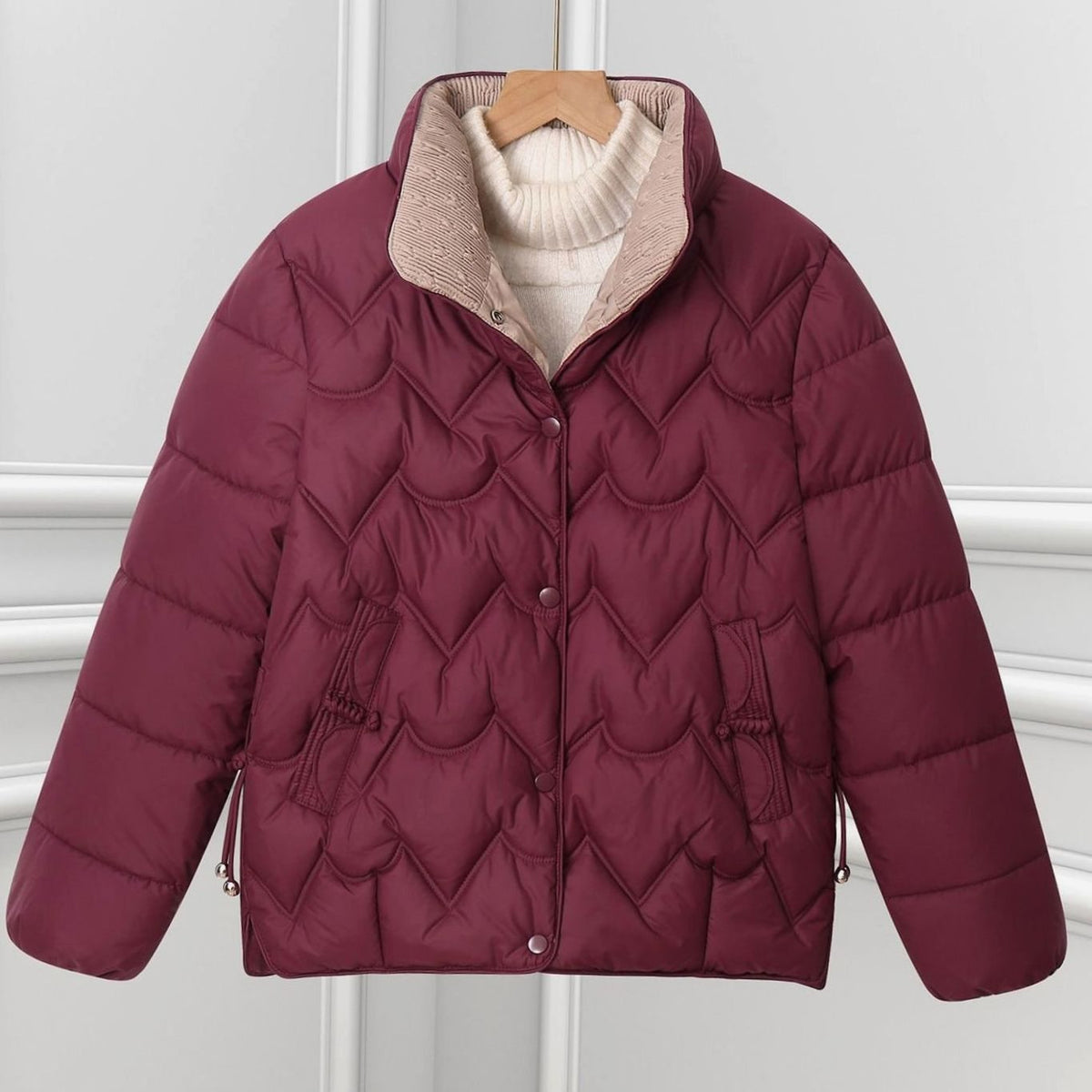 Damen Steppjacke mit Bogensteppung – Dunkelrot – Noravolo