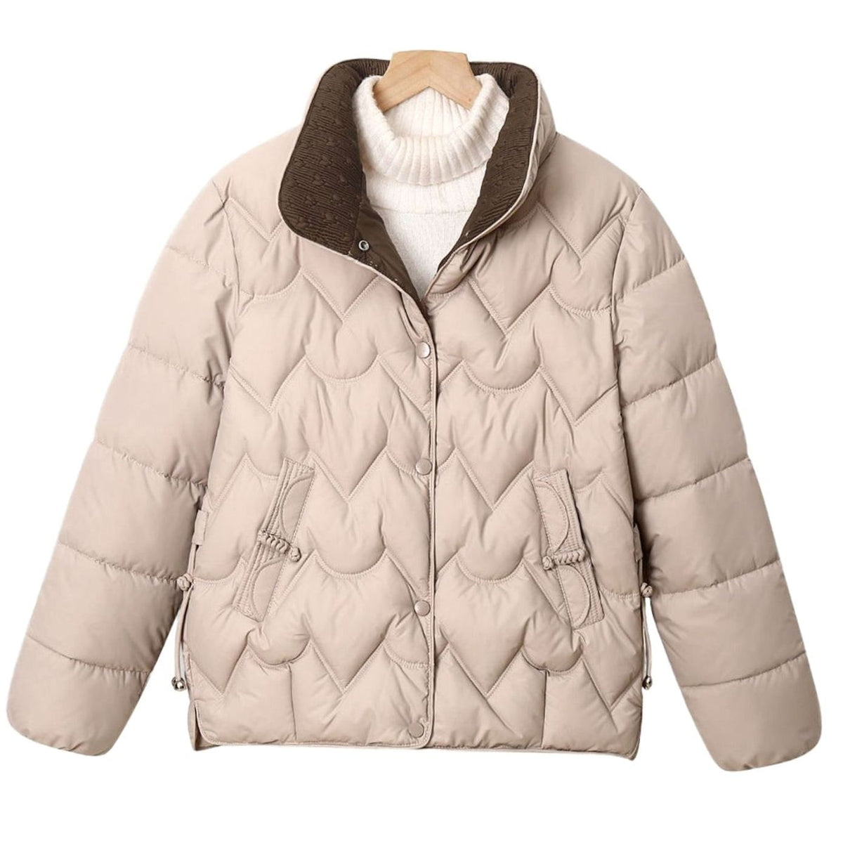 Damen Steppjacke mit Bogensteppung – Produktfoto – Noravolo