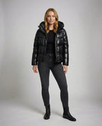 Damen Steppjacke mit Kapuze – Produktfoto – Noravolo