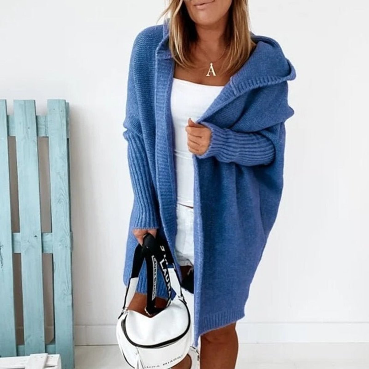 Damen Strickjacke Oversized mit Kapuze – Blau – Noravolo