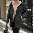 Damen Steppjacke figurbetont – Produktfoto – Noravolo