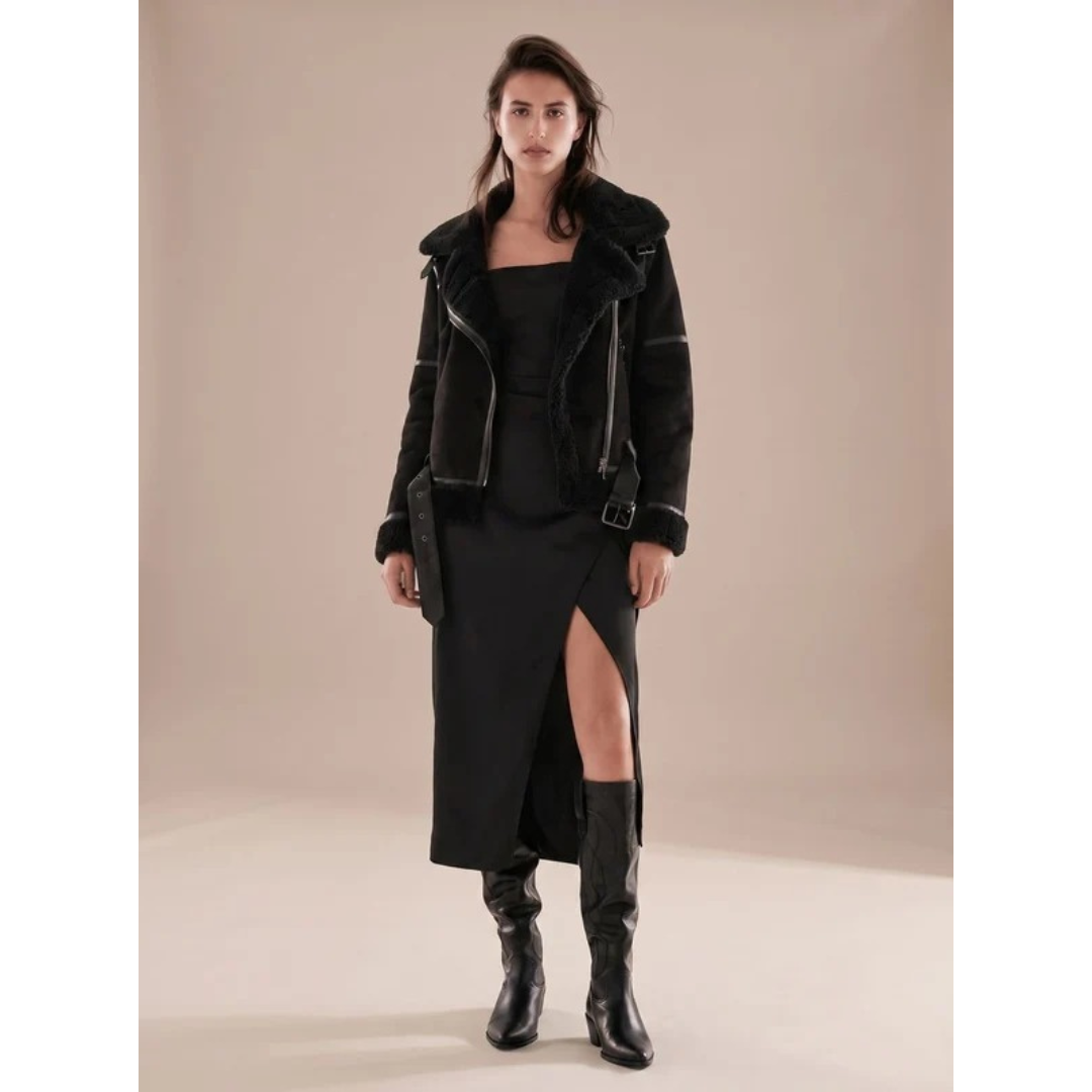 Damen Winterjacke mit Gürtel – Produktfoto – Noravolo