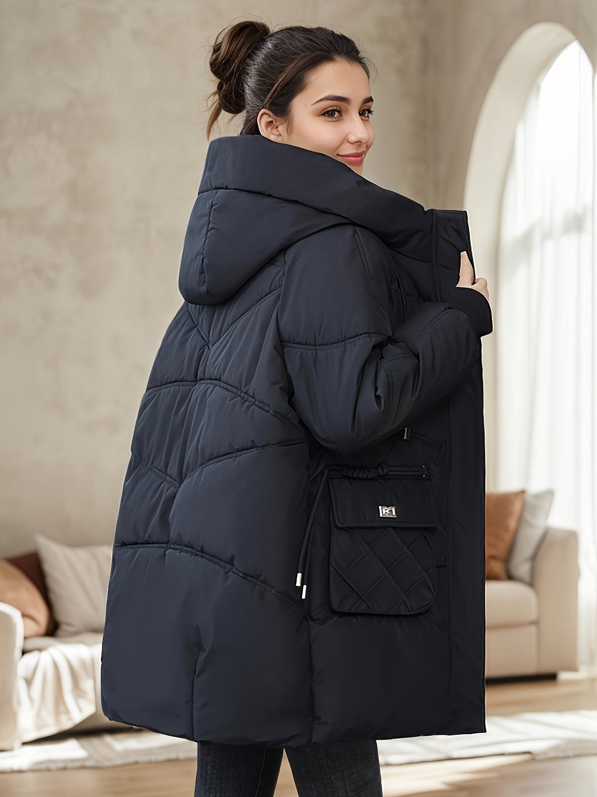 Damen Winterjacke mit Kapuze – Produktfoto – Noravolo