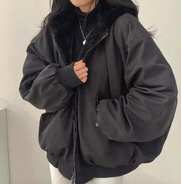 Damen Jacke Oversize mit Kunstfellfutter – Schwarz – Noravolo