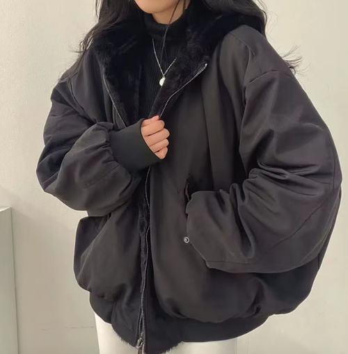 Damen Jacke Oversize mit Kunstfellfutter – Schwarz – Noravolo