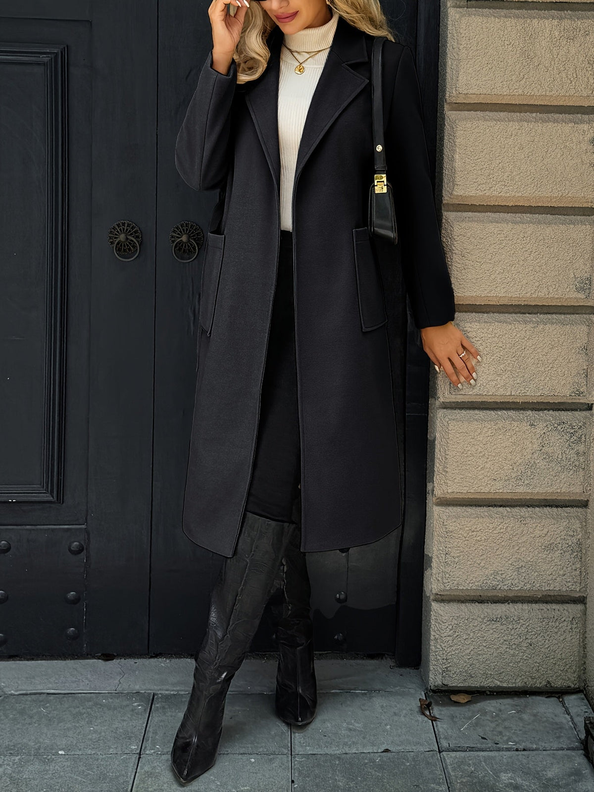 Damen Langer Mantel mit Bindegürtel – Produktfoto – Noravolo