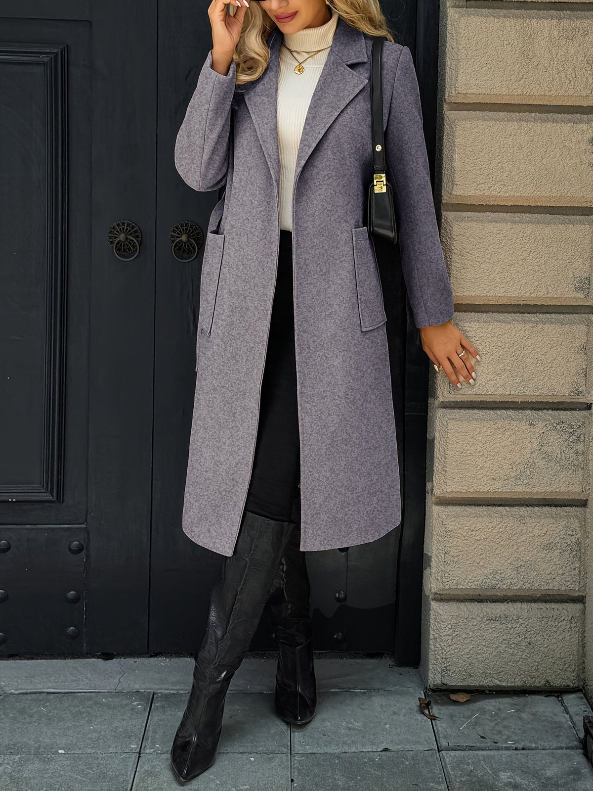Damen Langer Mantel mit Bindegürtel – Produktfoto – Noravolo