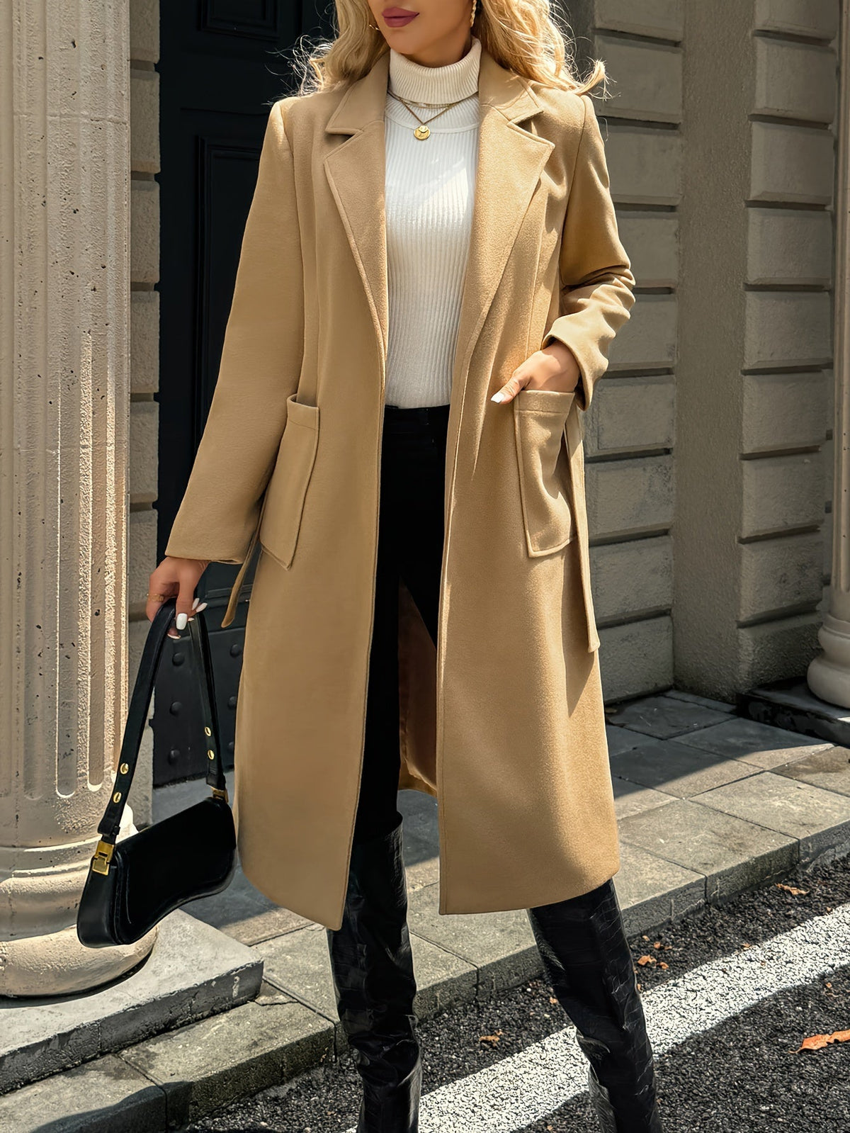 Damen Langer Mantel mit Bindegürtel – Produktfoto – Noravolo