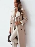 Damen Langer Wintermantel mit Teddyfutter – Produktfoto – Noravolo
