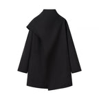 Damen Wintermantel mit asymmetrischem Cape – Schwarz – Noravolo