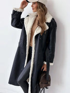 Damen Langer Trenchcoat mit Teddyfutter – Produktfoto – Noravolo