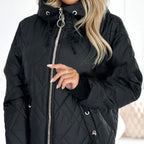 Damen Outdoor-Jacke mit Kapuze – Produktfoto – Noravolo
